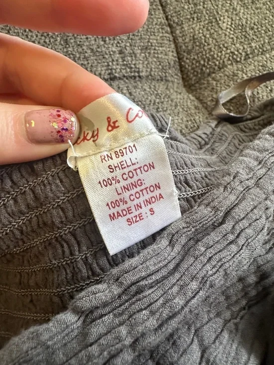 Size Small Lucky & Coco Gray Crinkle Skirt with Belt Tie - Picture 2 of 5